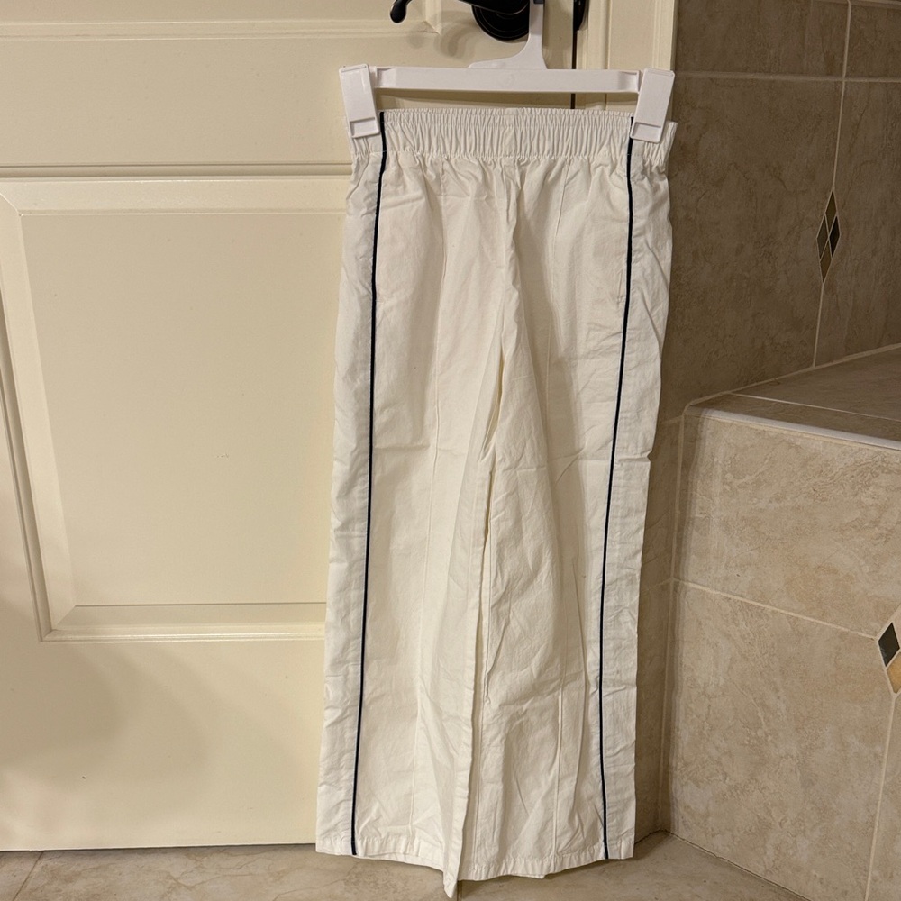 White H&M girls Pants with Black Trim
